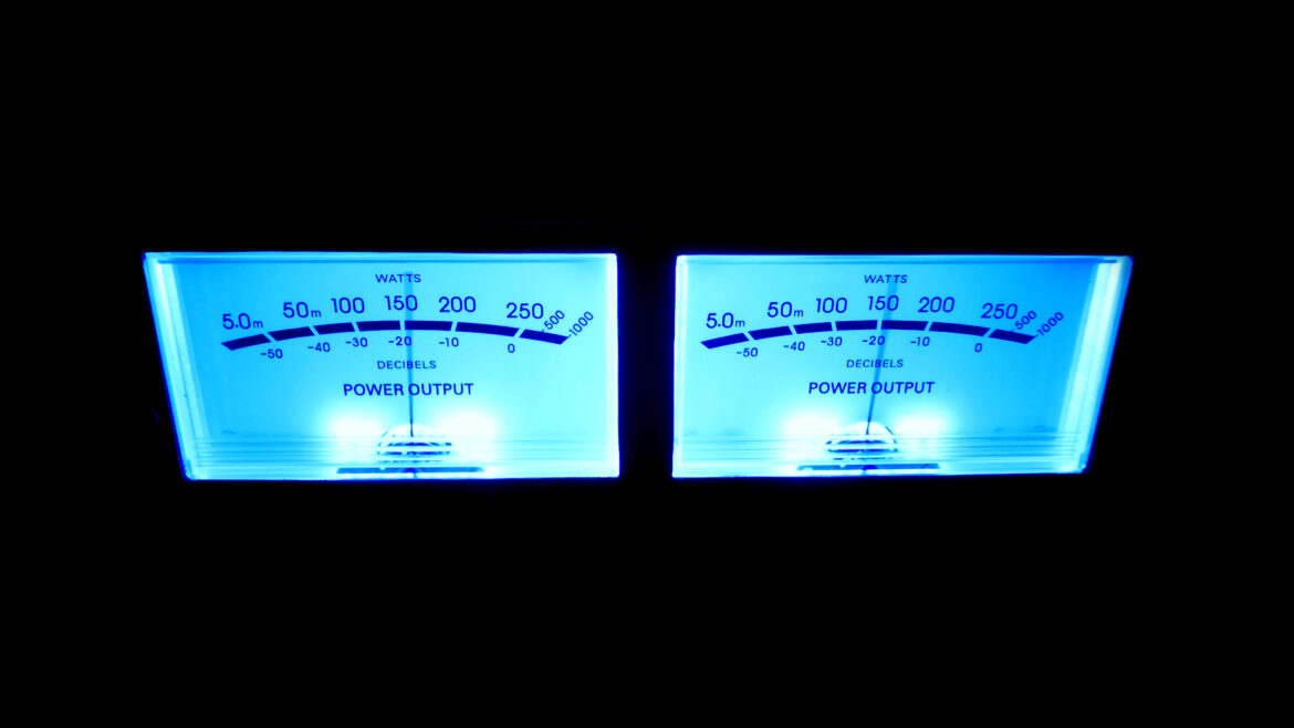 MCIntosh VU Meter Banner Waves Sounds